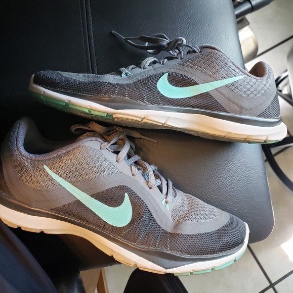 Nike Flex TR6 women's sz 7 grey/teal training shoe - Picture 3 of 5